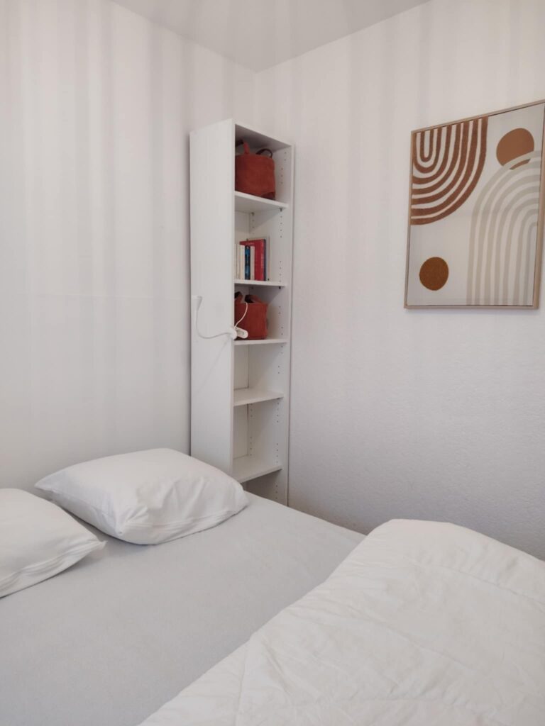 T2 GRIS MODERN AVEC PISCINE