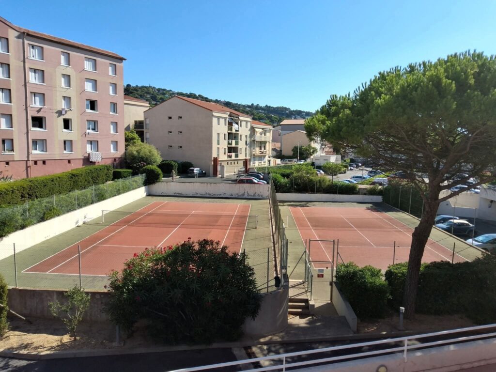 terrain de tennis