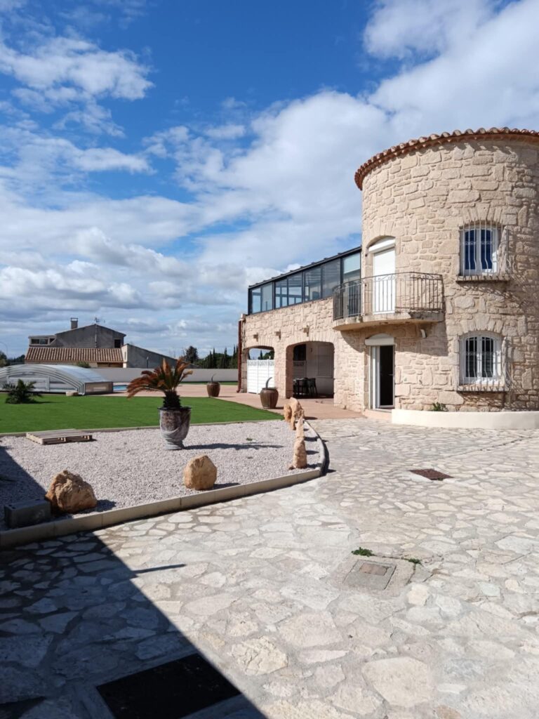 villa